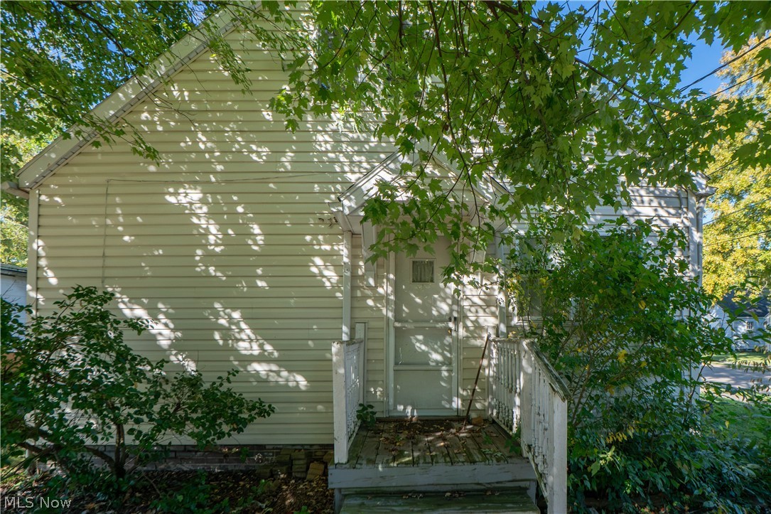 2354 21st Street NE Canton OH 44705