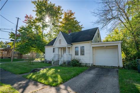 2354 21st Street NE Canton OH 44705