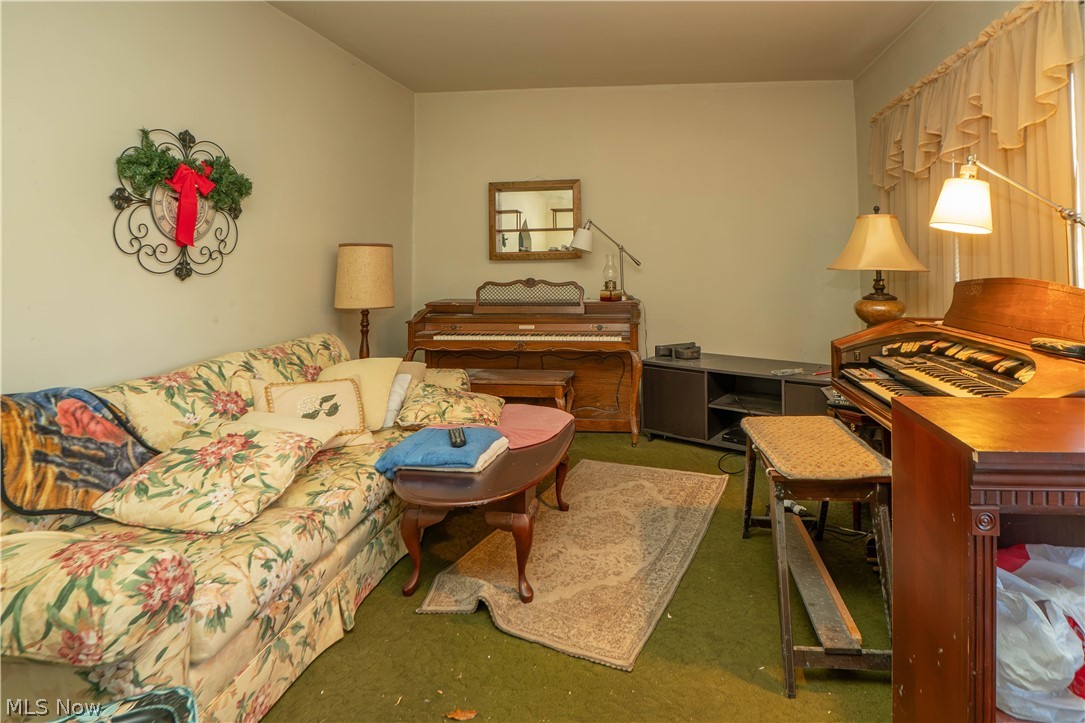 2354 21st Street NE Canton OH 44705