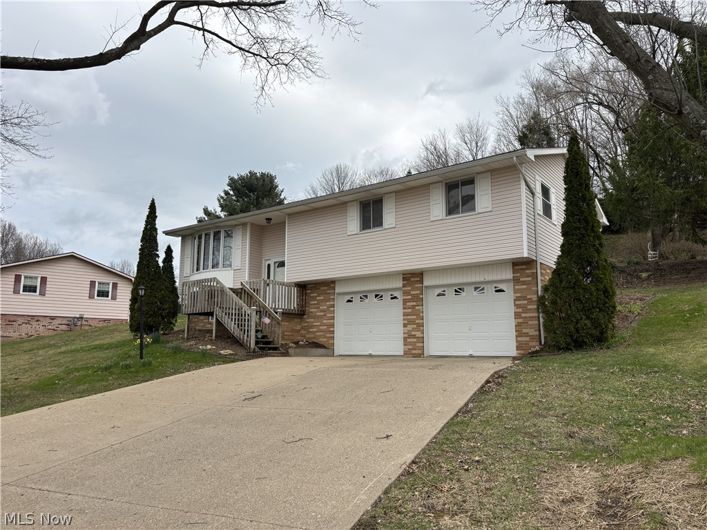 453 Springbrook Drive SW New Philadelphia OH 44663