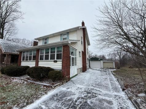 3166 Pine Hollow Drive Youngstown OH 44502