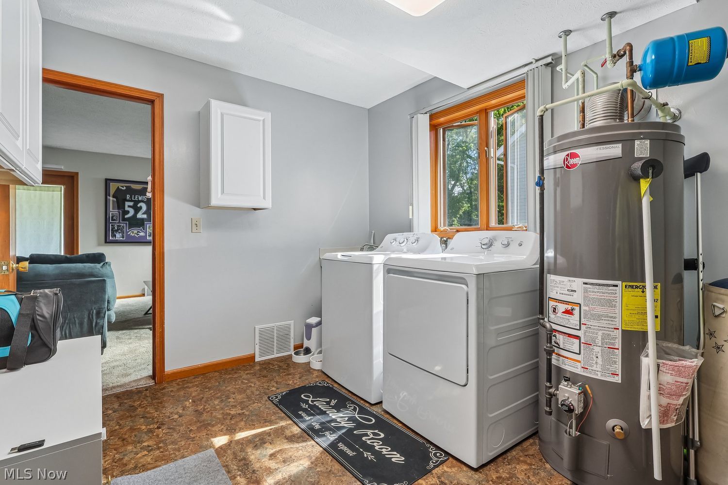 18056 Drake Road Strongsville OH 44136