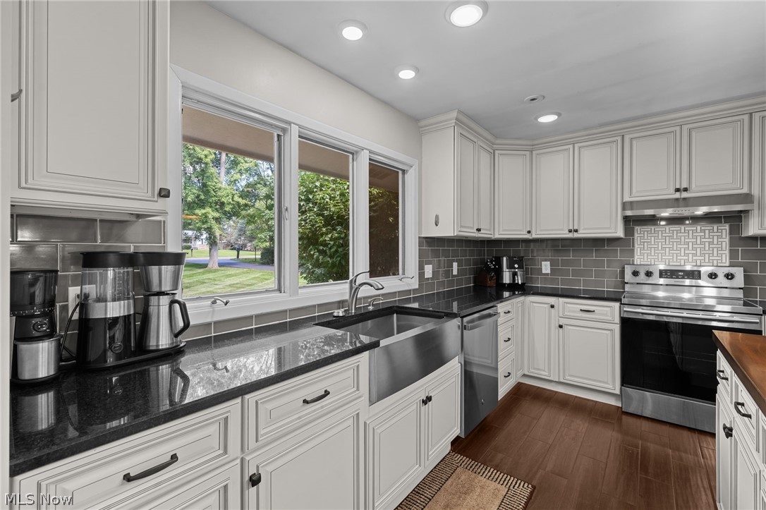 31600 Cedar Road Pepper Pike OH 44124