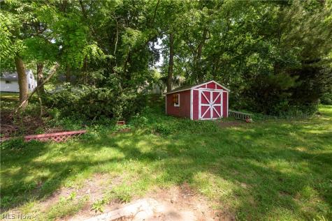 1279 Chippewa Avenue Akron OH 44305