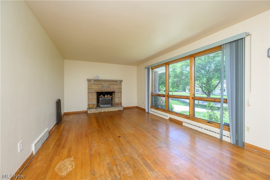 1279 Chippewa Avenue Akron OH 44305