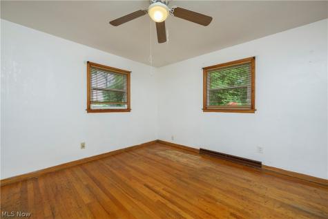 1279 Chippewa Avenue Akron OH 44305