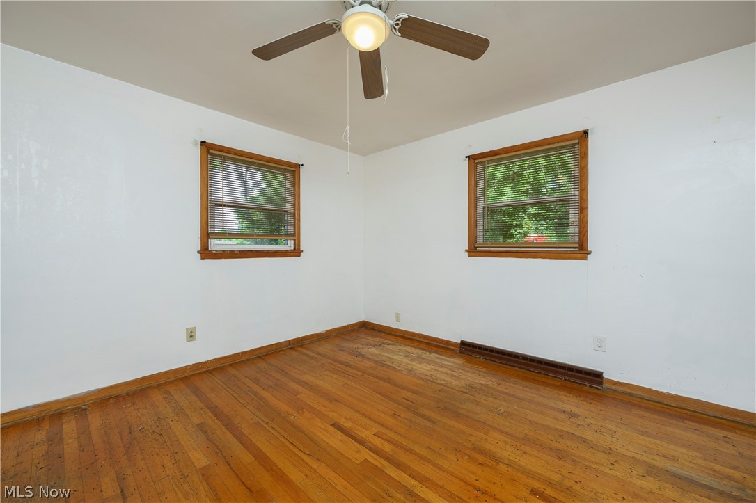 1279 Chippewa Avenue Akron OH 44305