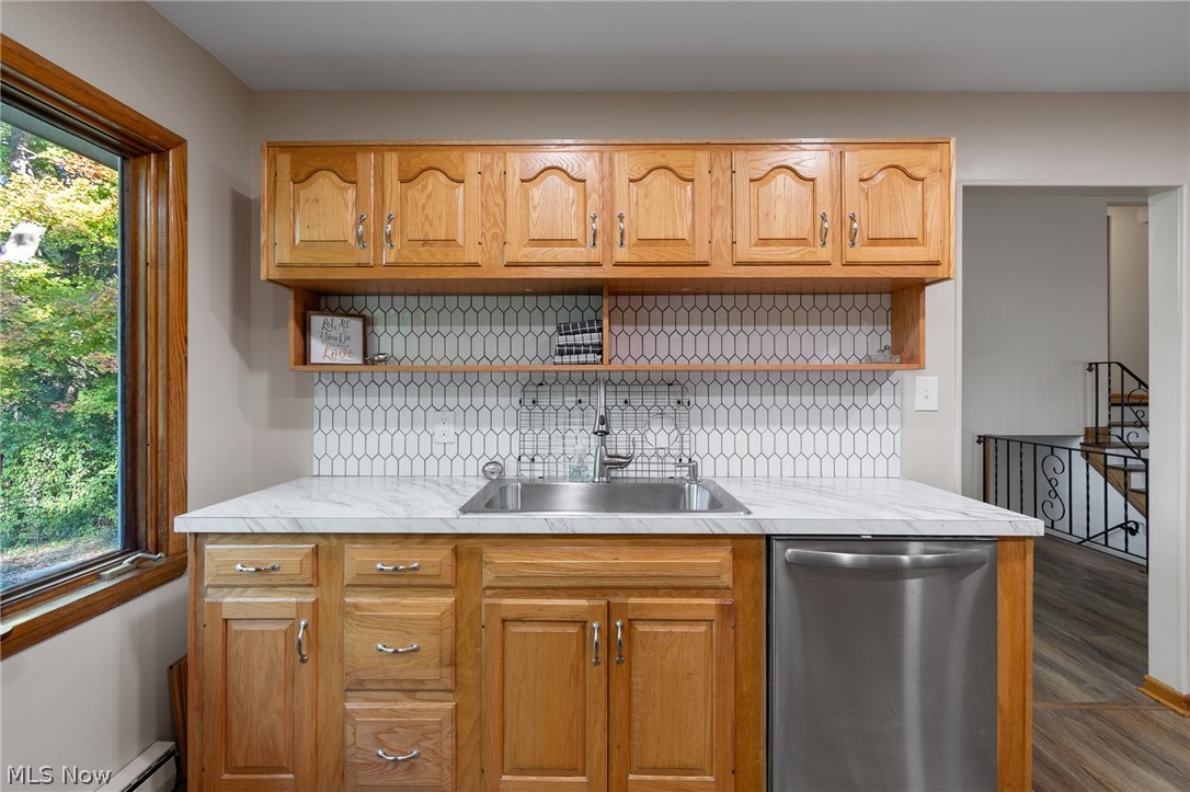 195 Gunarh Drive Akron OH 44319