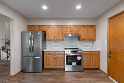 195 Gunarh Drive Akron OH 44319
