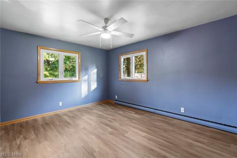 195 Gunarh Drive Akron OH 44319