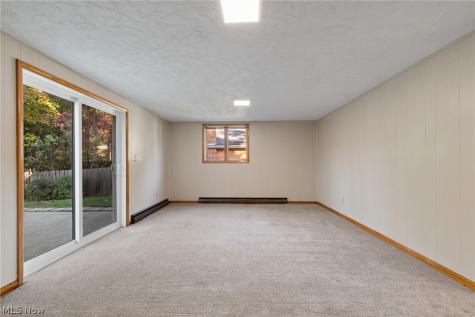 195 Gunarh Drive Akron OH 44319