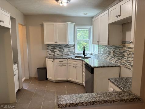 1819 Maywood Road South Euclid OH 44121