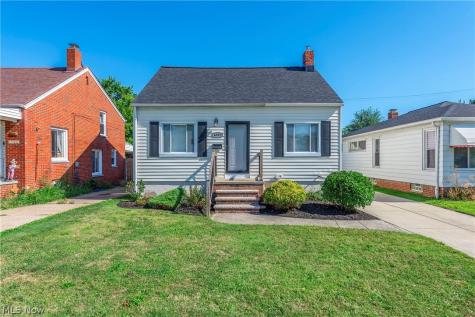 6902 Luelda Avenue Parma OH 44129