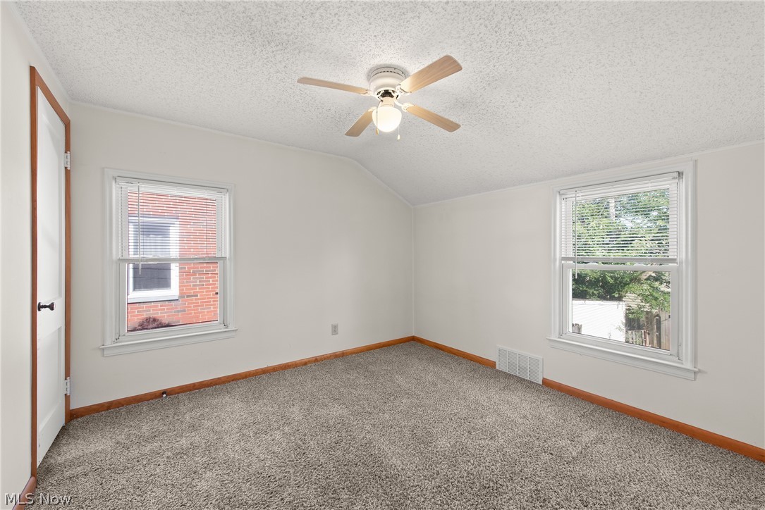 6902 Luelda Avenue Parma OH 44129