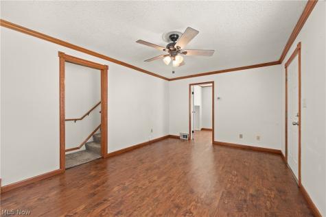 6902 Luelda Avenue Parma OH 44129