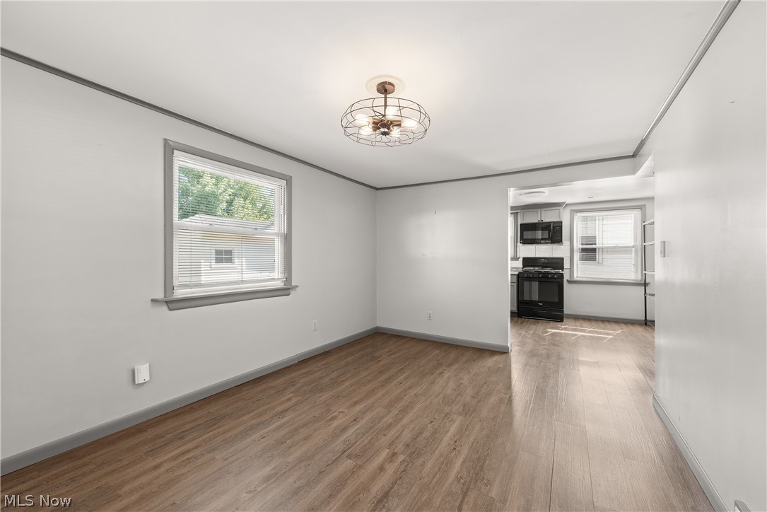 6902 Luelda Avenue Parma OH 44129