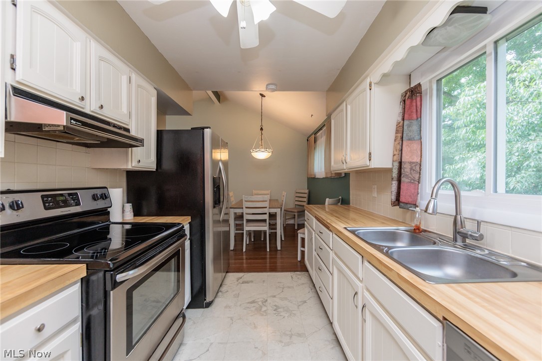 115 Burr Street Munroe Falls OH 44262