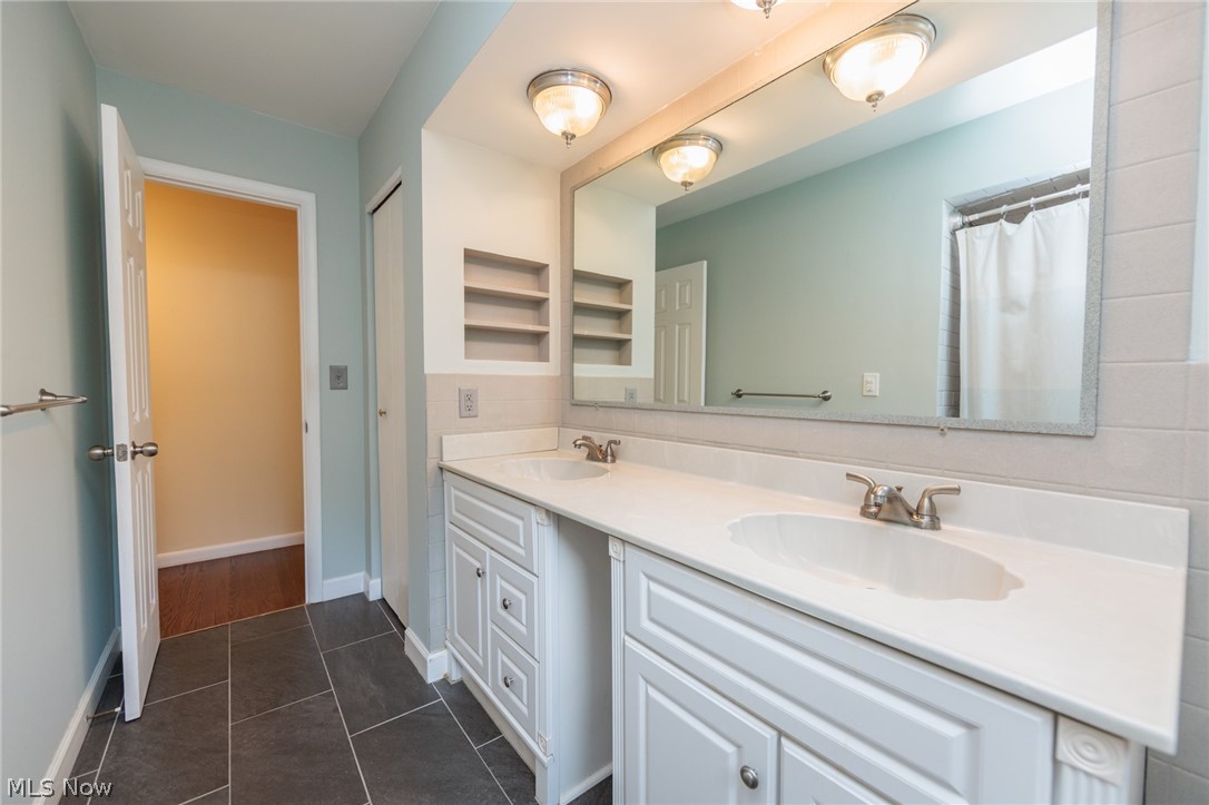115 Burr Street Munroe Falls OH 44262