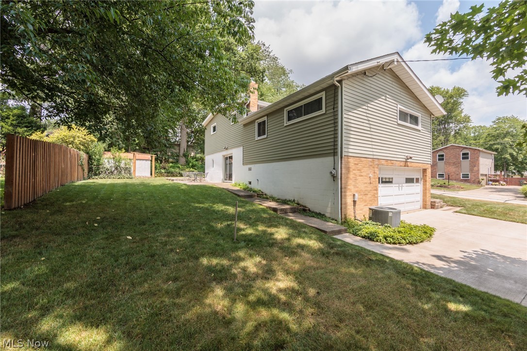 115 Burr Street Munroe Falls OH 44262
