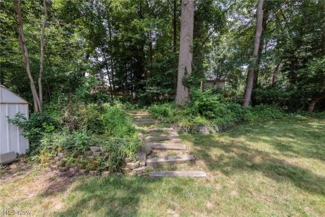 115 Burr Street Munroe Falls OH 44262