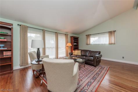 115 Burr Street Munroe Falls OH 44262