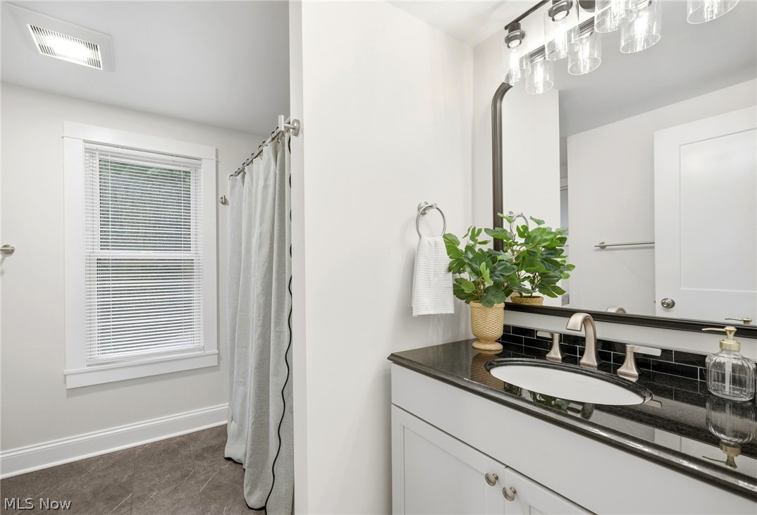 272 Miles Road Chagrin Falls OH 44022