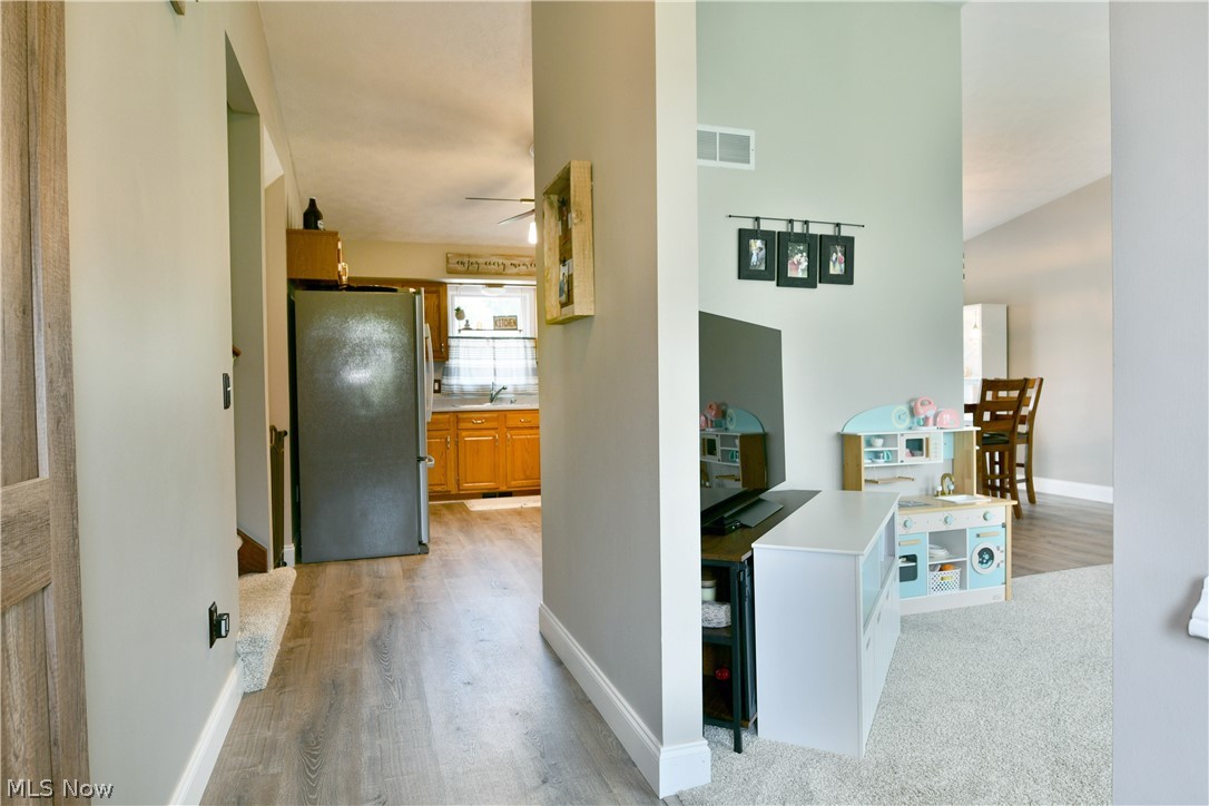 6619 Palmyra Road SW Warren OH 44481