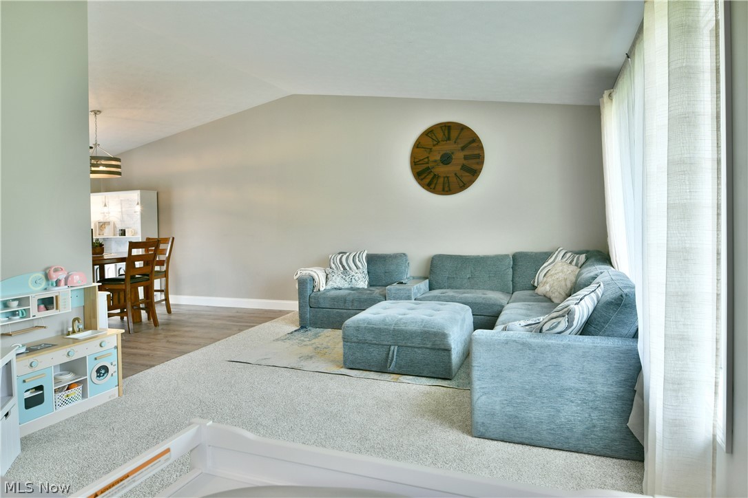 6619 Palmyra Road SW Warren OH 44481
