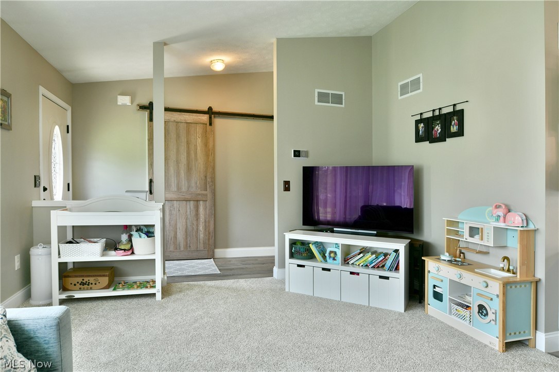 6619 Palmyra Road SW Warren OH 44481
