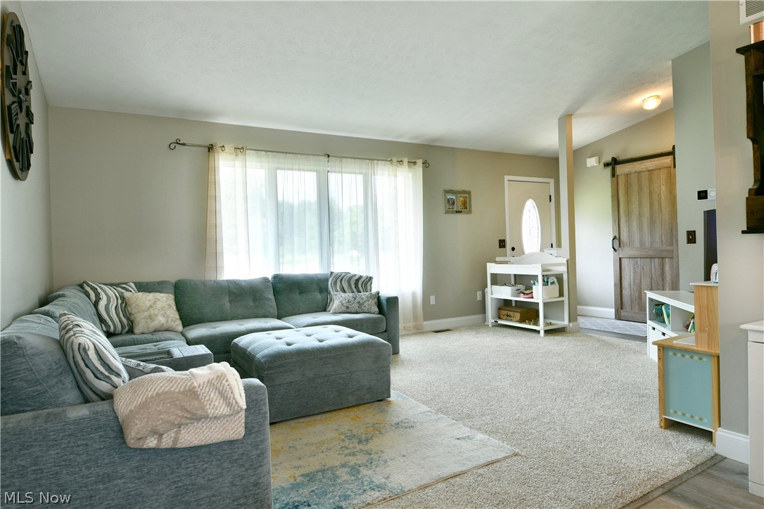 6619 Palmyra Road SW Warren OH 44481