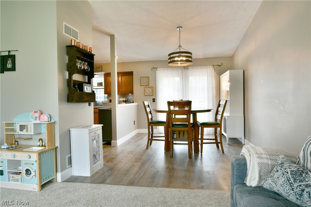 6619 Palmyra Road SW Warren OH 44481