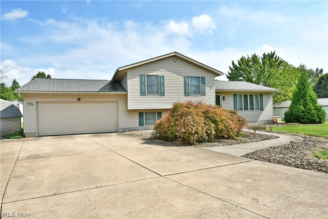 6619 Palmyra Road SW Warren OH 44481