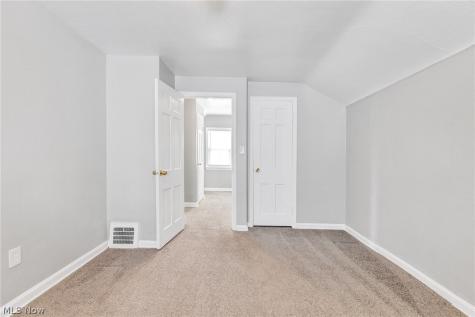 4241 Bayard Road South Euclid OH 44121