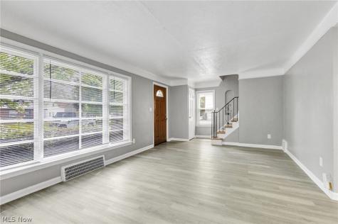 4241 Bayard Road South Euclid OH 44121