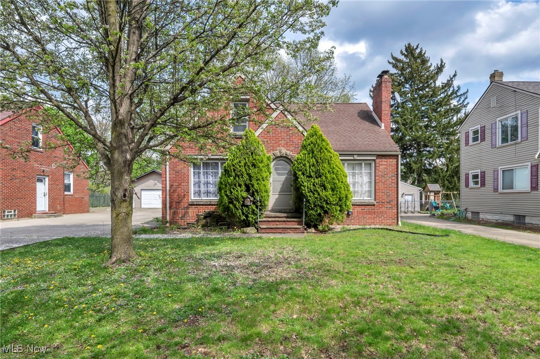 43 Ansel Avenue Akron OH 44312