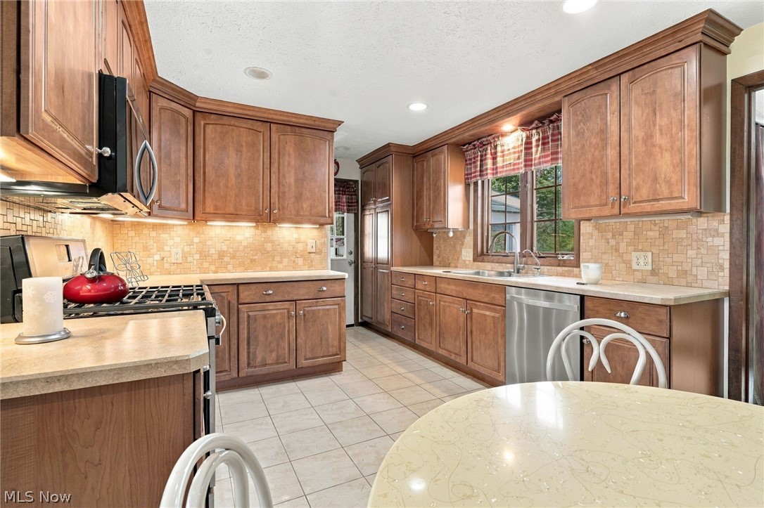 4107 Ashwood Street NW Canton OH 44708