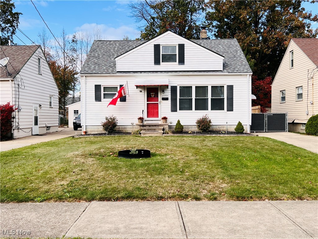 25401 Farringdon Avenue Euclid OH 44132