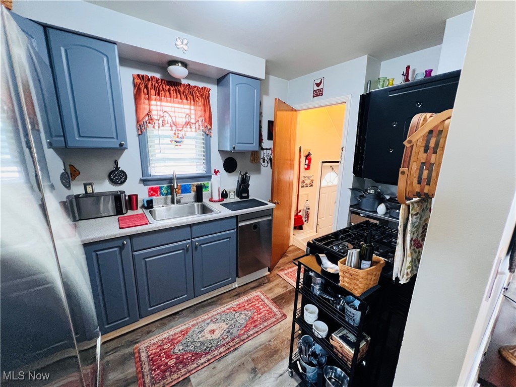 25401 Farringdon Avenue Euclid OH 44132
