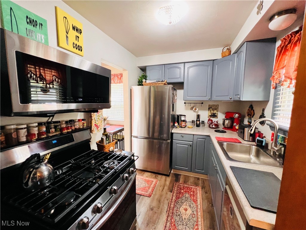 25401 Farringdon Avenue Euclid OH 44132