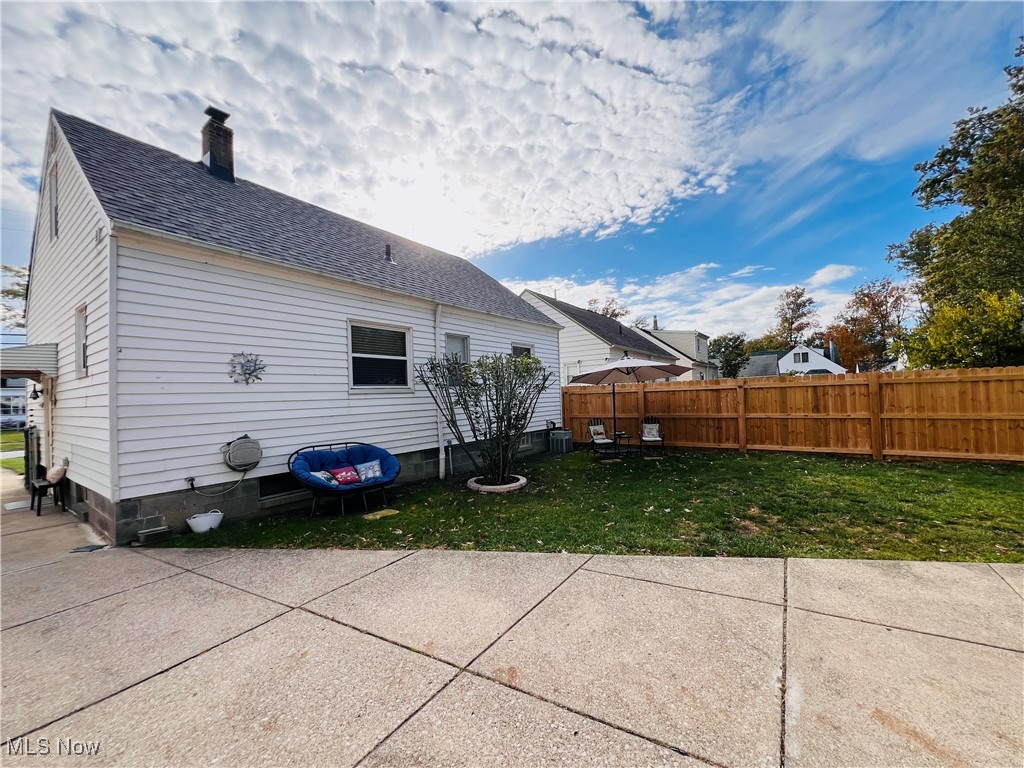 25401 Farringdon Avenue Euclid OH 44132