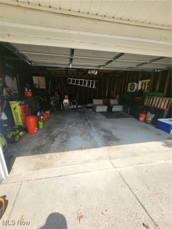 25401 Farringdon Avenue Euclid OH 44132