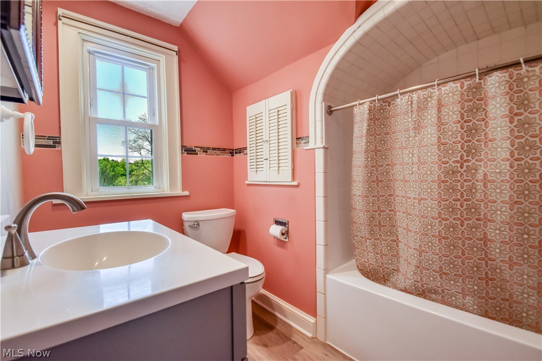 909 Lincoln Drive Conneaut OH 44030