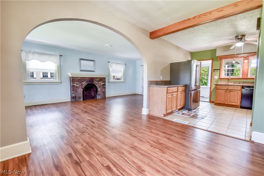 909 Lincoln Drive Conneaut OH 44030