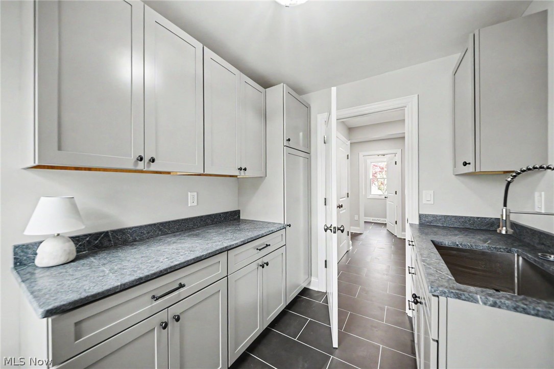 35 Greentree Road Moreland Hills OH 44022