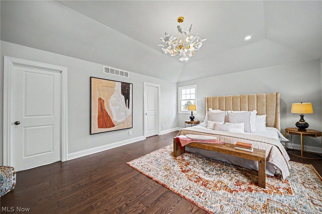 35 Greentree Road Moreland Hills OH 44022