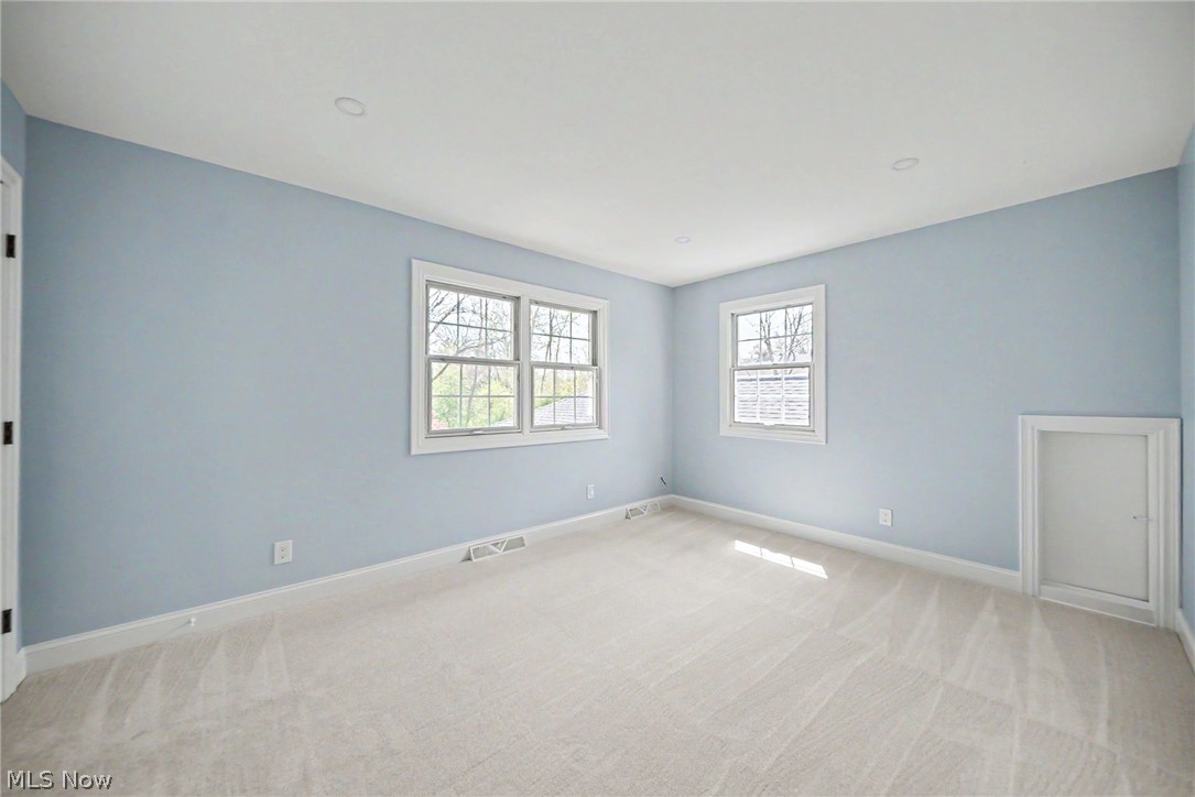 35 Greentree Road Moreland Hills OH 44022