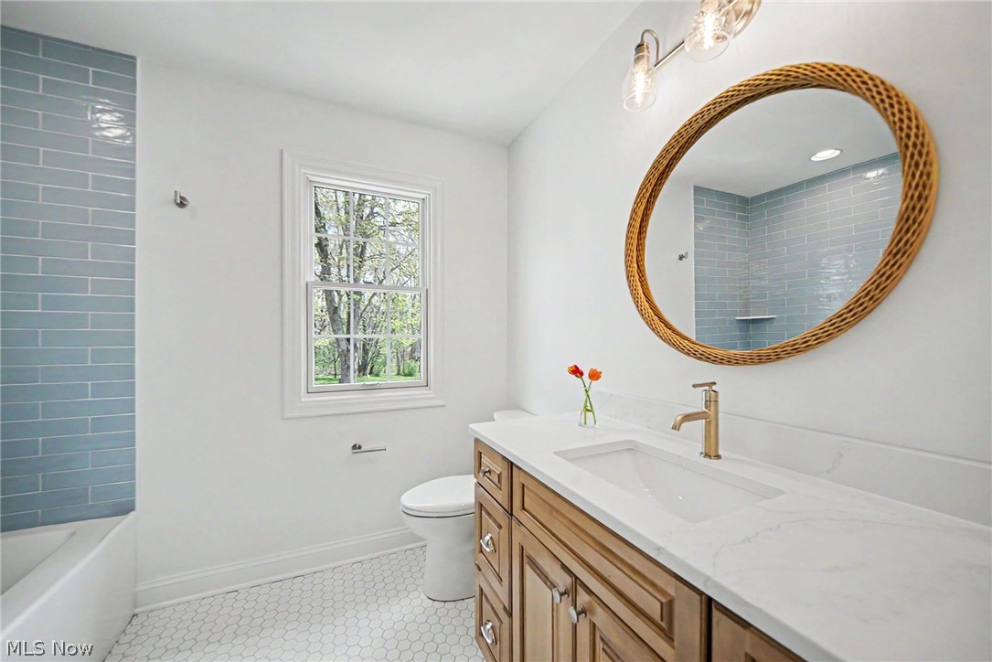 35 Greentree Road Moreland Hills OH 44022
