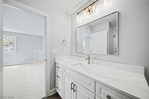 35 Greentree Road Moreland Hills OH 44022