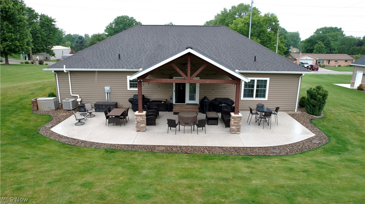 5020 Sunset Boulevard Road NW Strasburg OH 44680