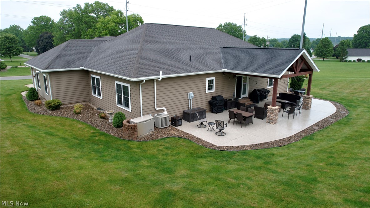 5020 Sunset Boulevard Road NW Strasburg OH 44680